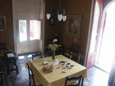 B&B Sotto I Pini Zafferana Etnea Buitenkant foto